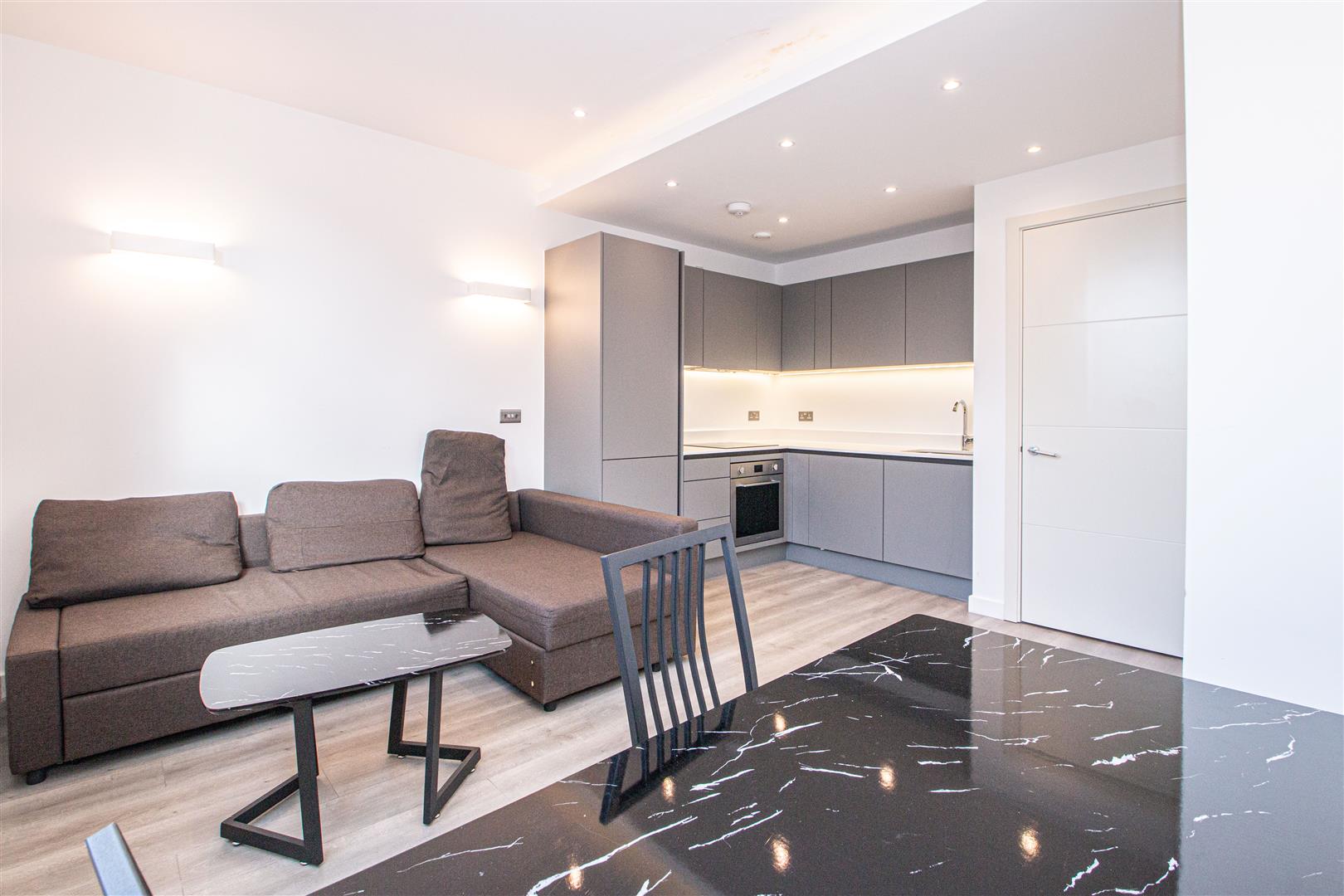 1 bed property in Capital Drive, Milton Keynes